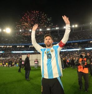 Messi saluta l’Argentina: l’addio al Monumental dopo 21 anni