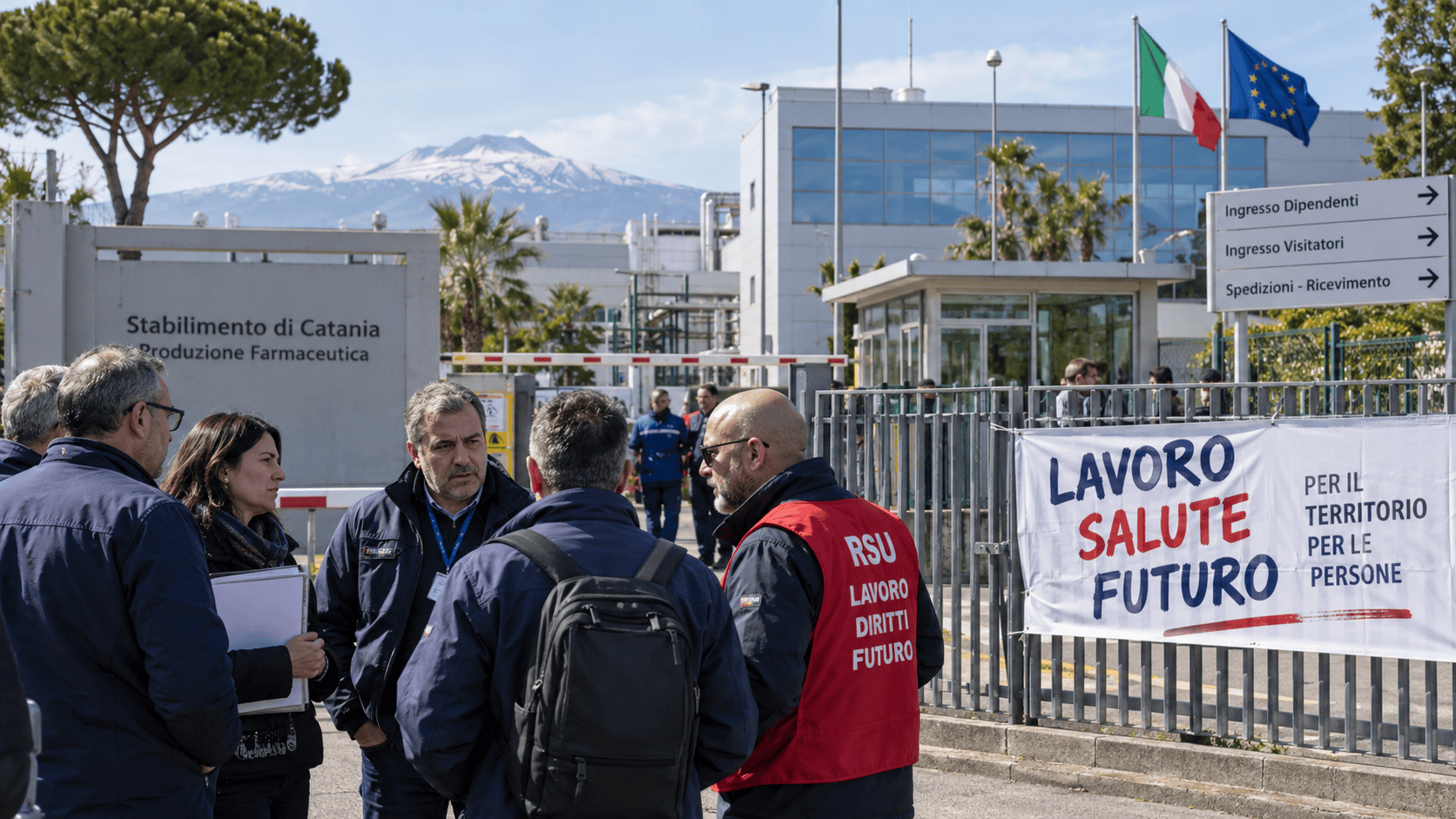 Presidio dei lavoratori per il futuro occupazionale dello stabilimento Pfizer di Catania